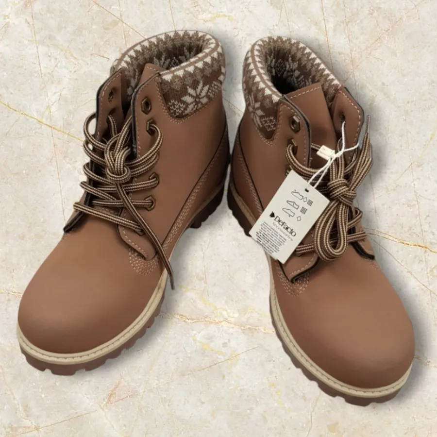 کفش نیم بوت ترک کرم