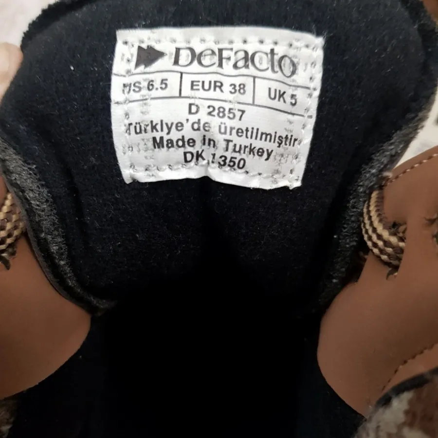 کفش نیم بوت ترک کرم