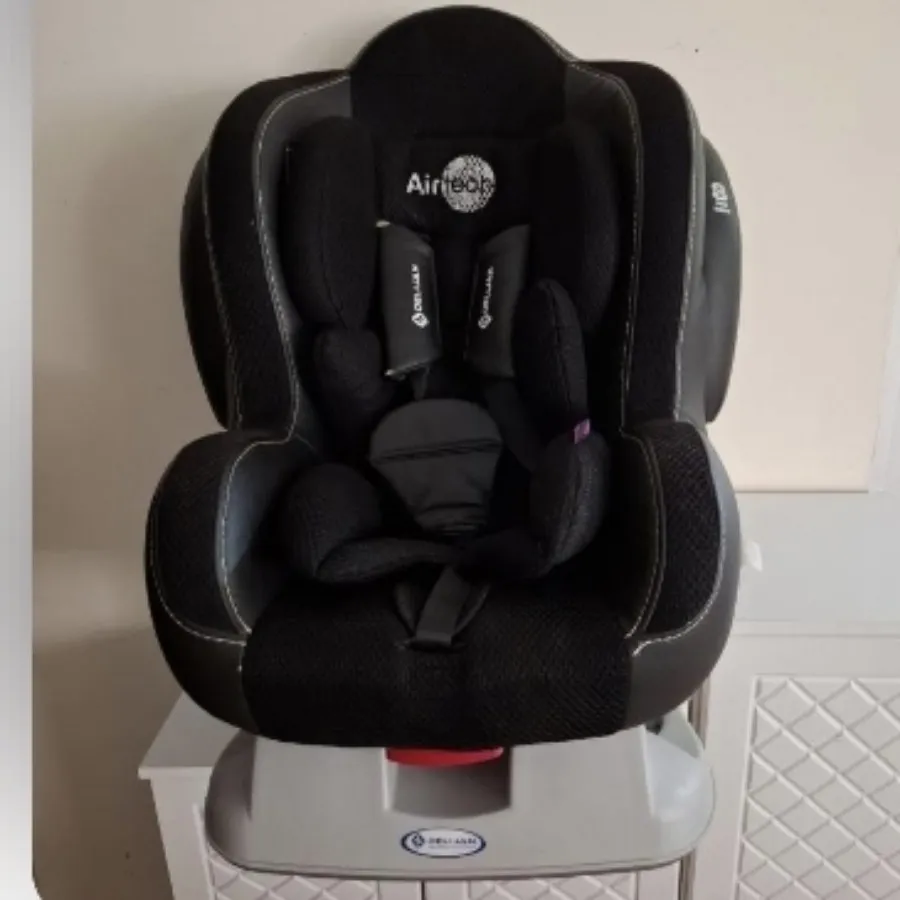 صندلی ماشین کودک