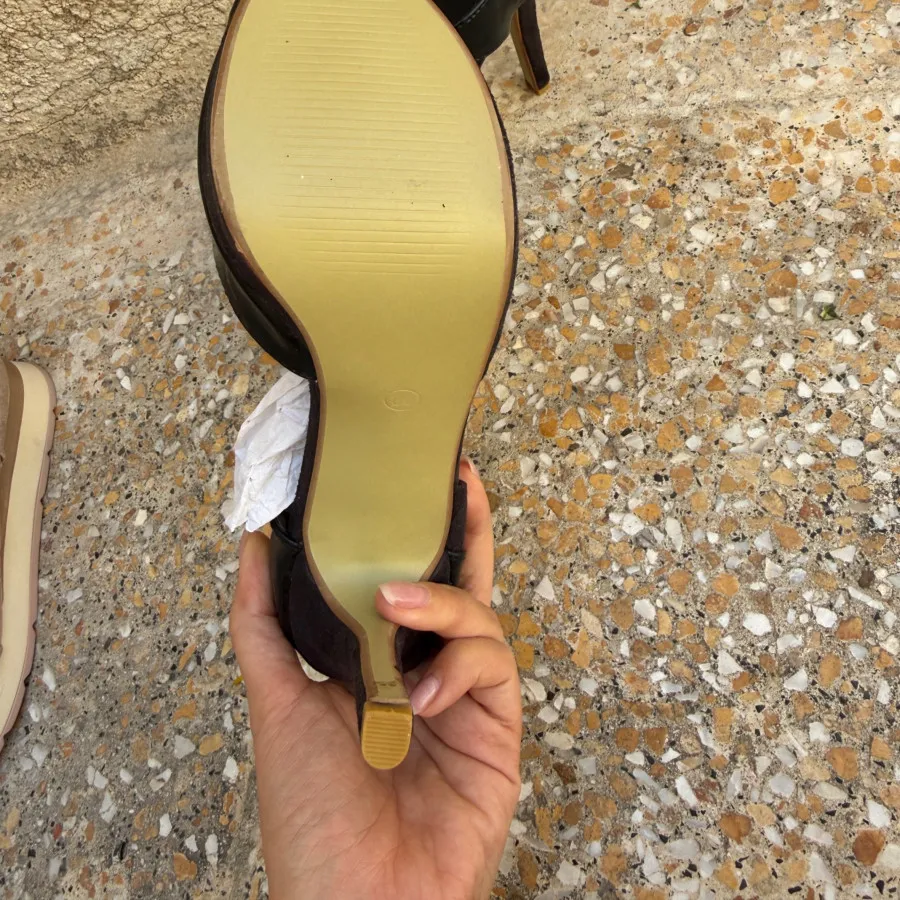 کفش پاشنه بلند مجلسی