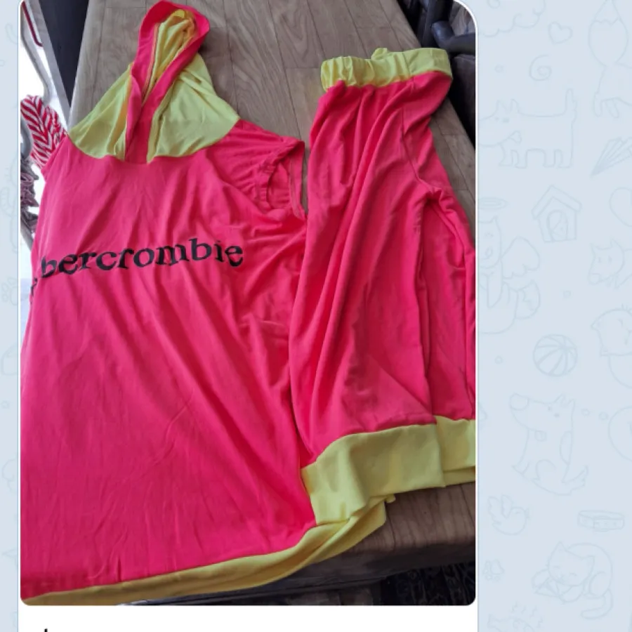 ست تاپ شلوارک کلاهدار