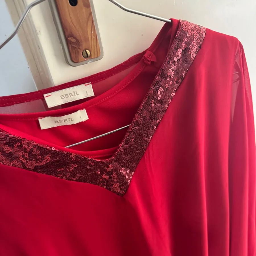 بلوز/شومیز قرمز یلدایی