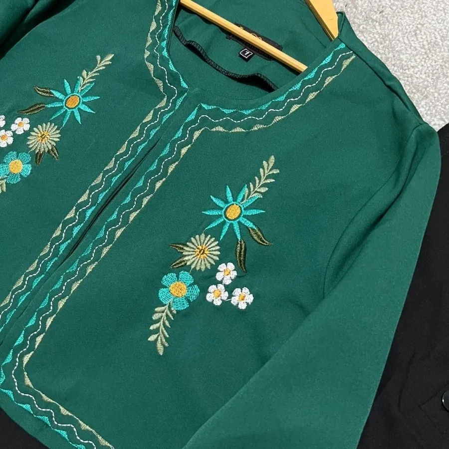 کت و سارافون