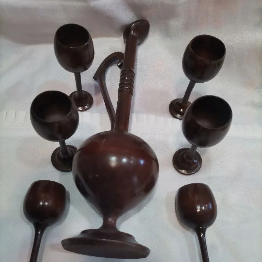 تنگ و جام چوبی