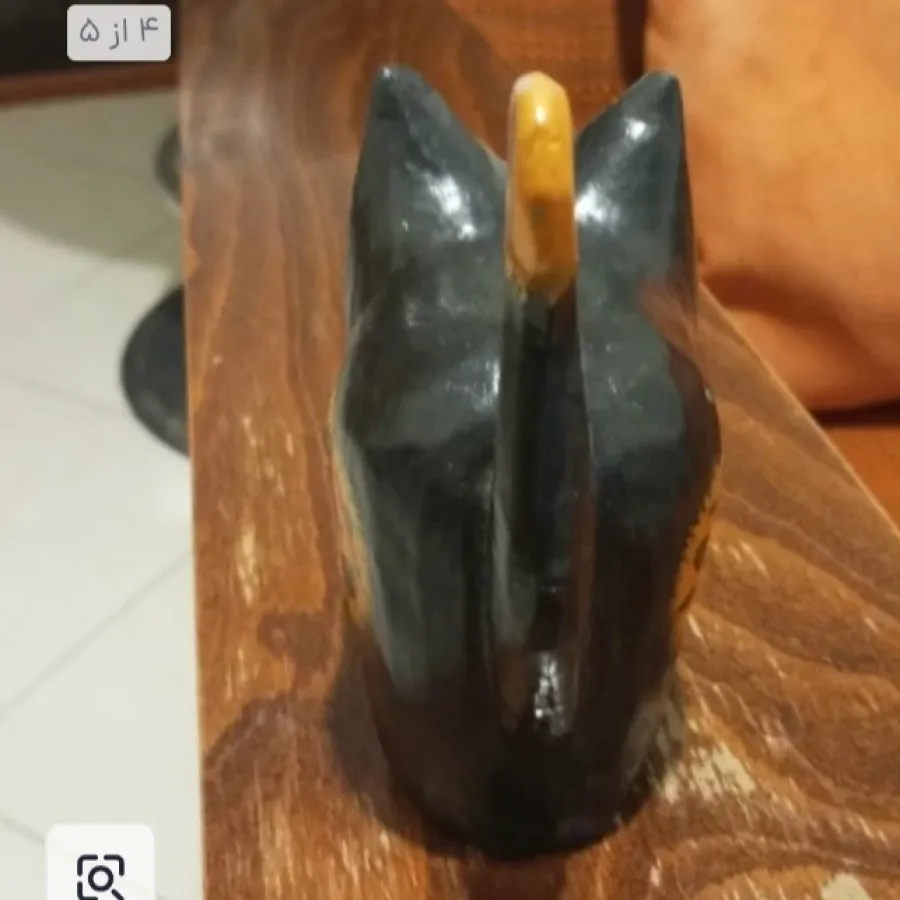 مجسمه گربه چوبی