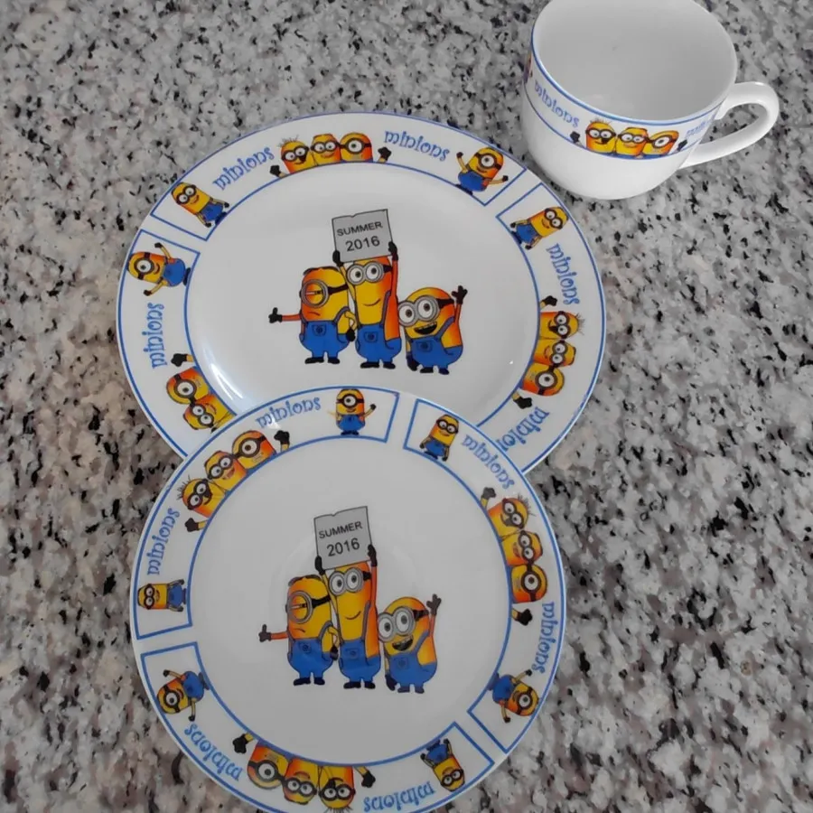 بشقاب و فنجان چینی