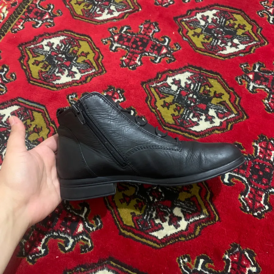 نیم بوت عالی