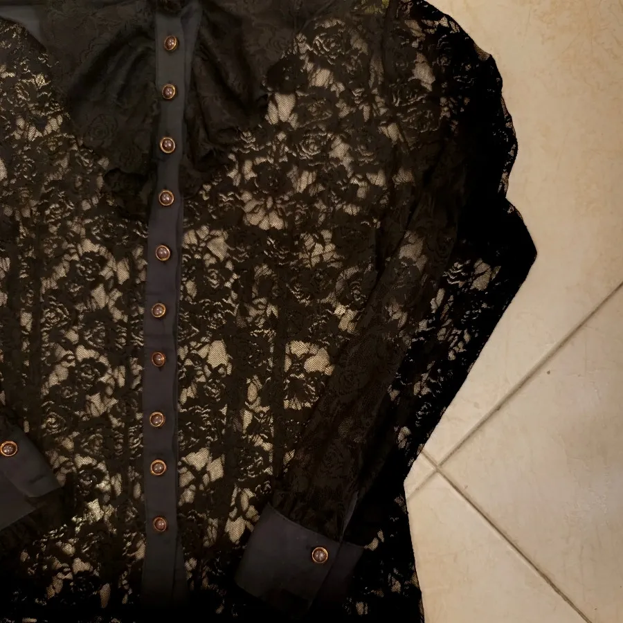 شومیز گیپور یقه حلزونی