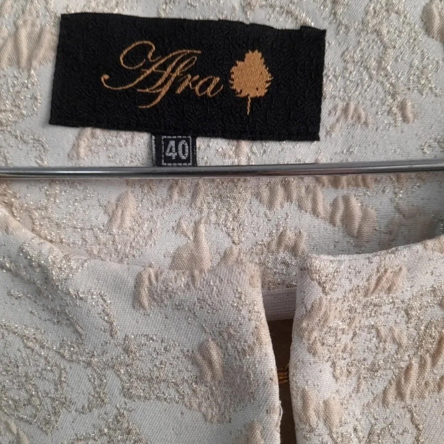 مانتو ژاکارد