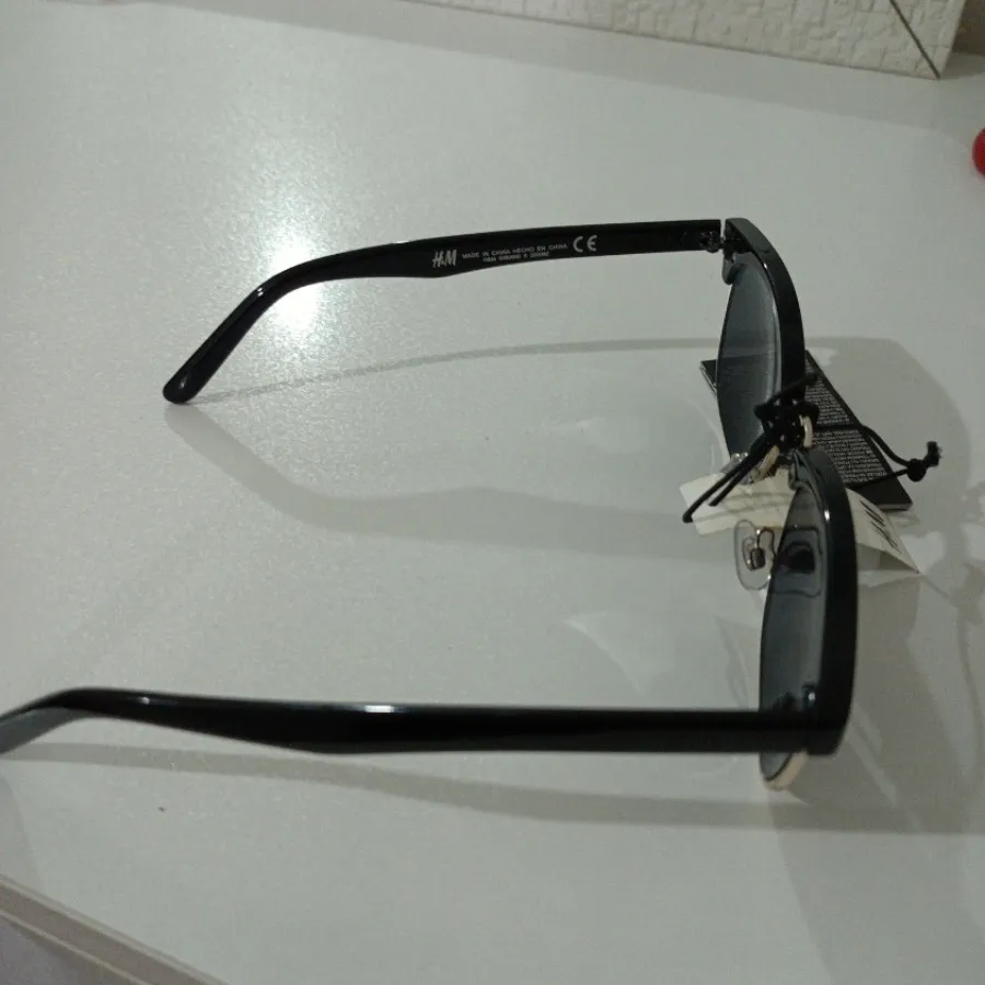 عینک آفتابی H&M