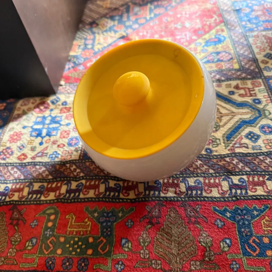 شکلات خوری سرامیک با در