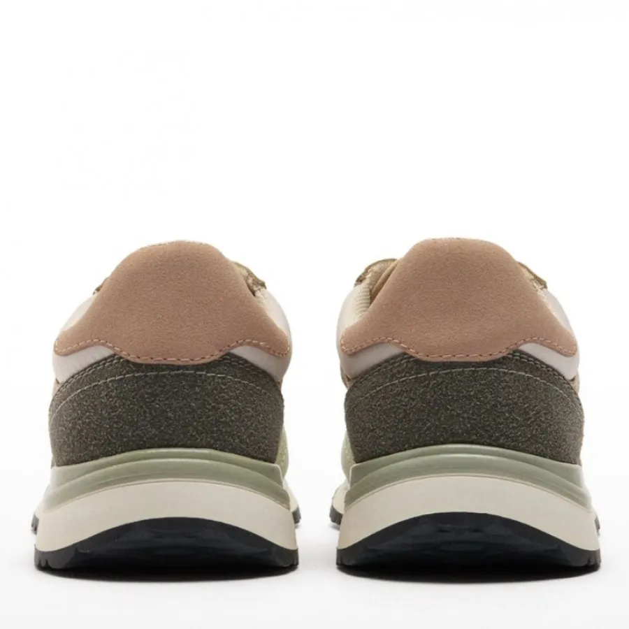 کفش پارفویس