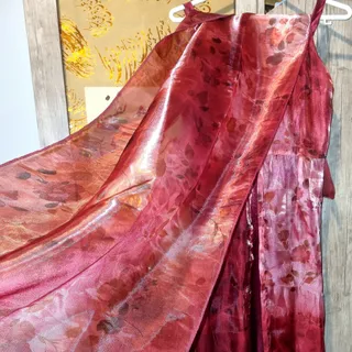 پیراهن حریر گلسرخی