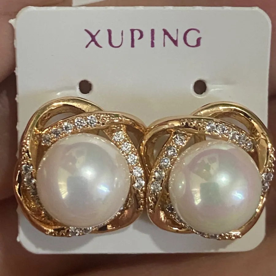 گوشواره مرواریدی