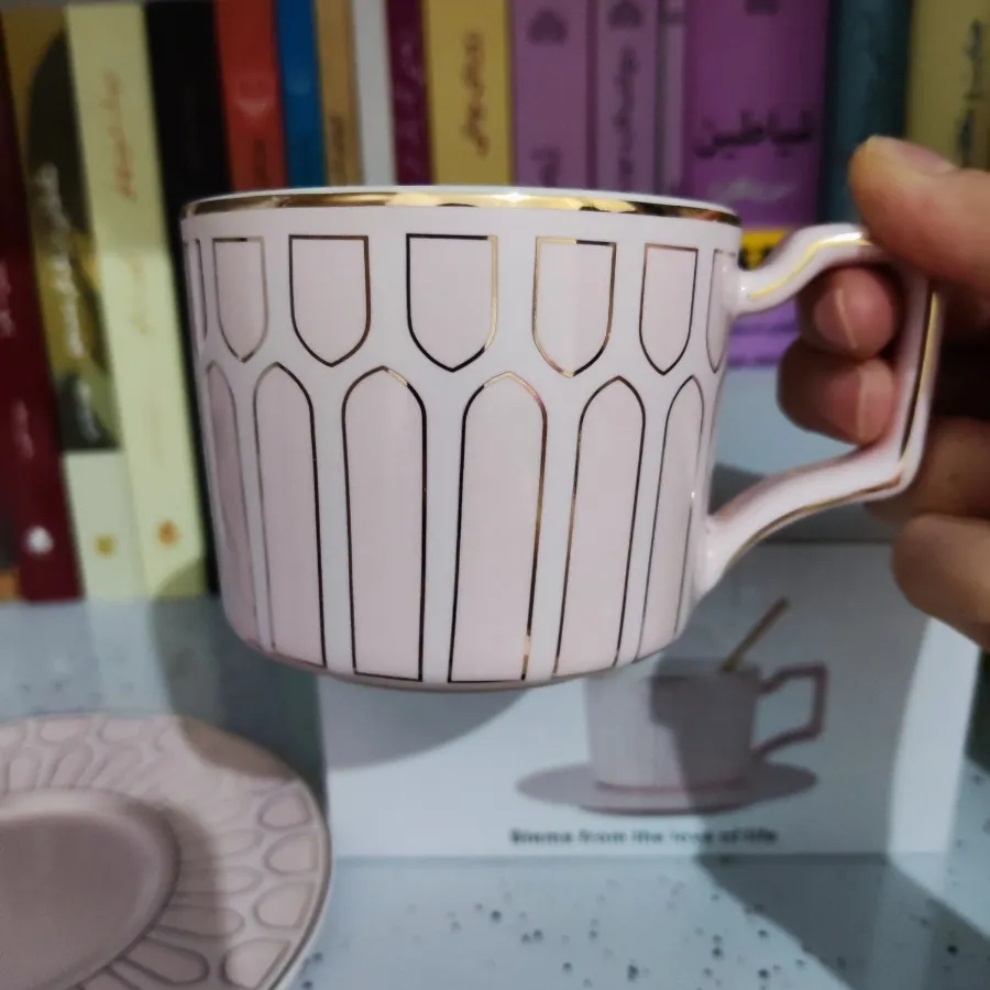 فنجان نعلبکی