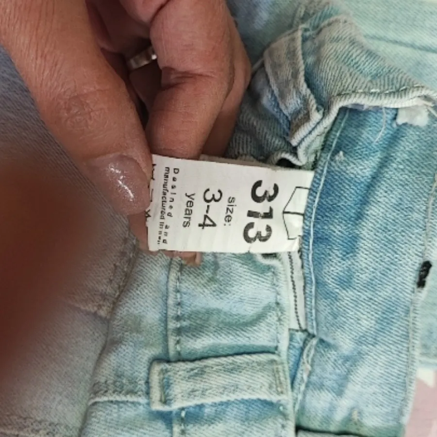 شلوار جین بچگانه