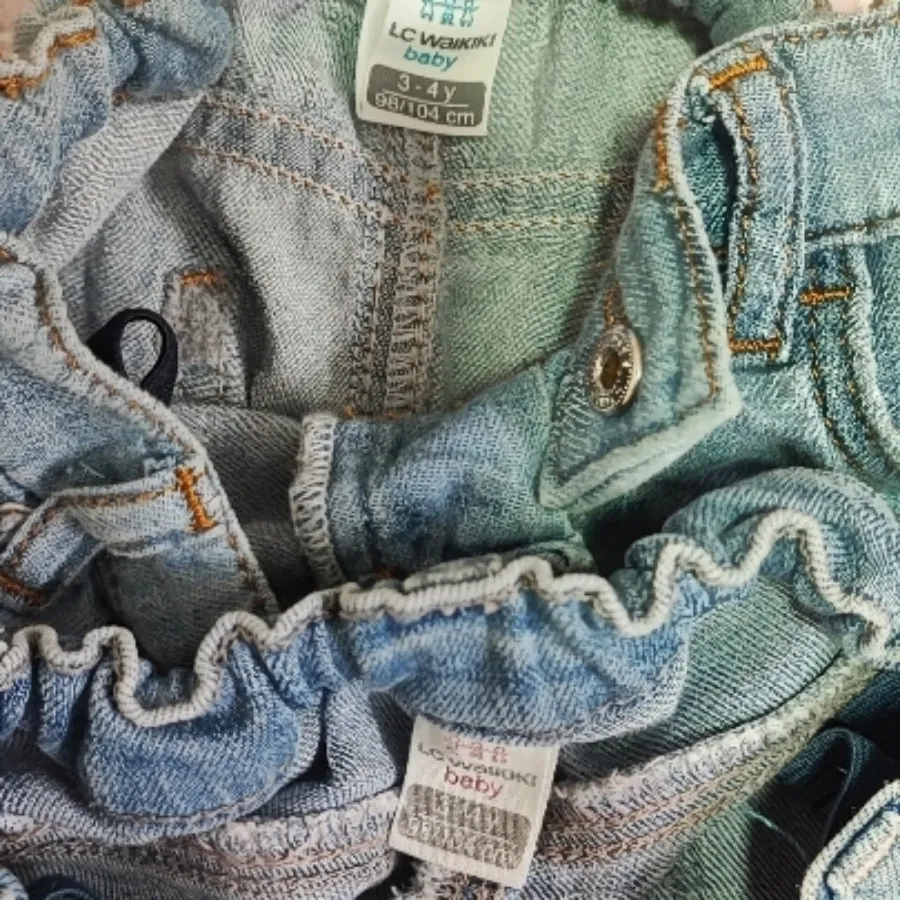 شلوار جین بچگانه