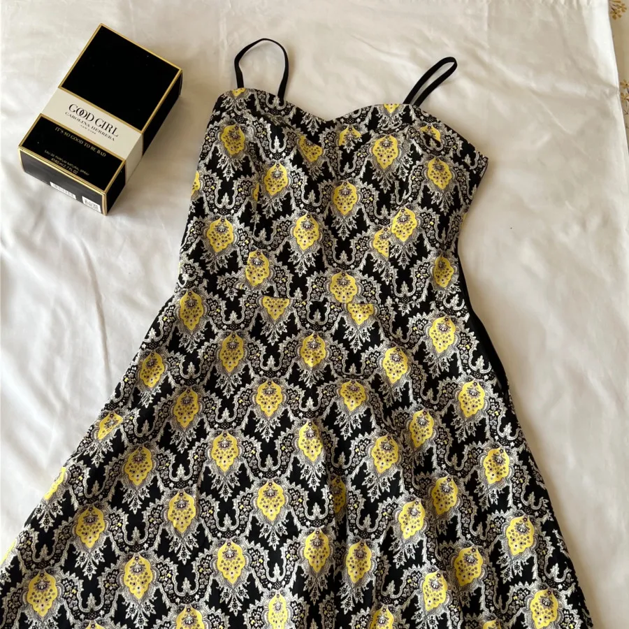 پیراهن عروسکی دکلته