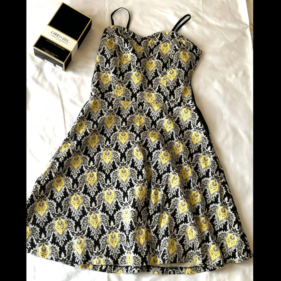 پیراهن عروسکی دکلته