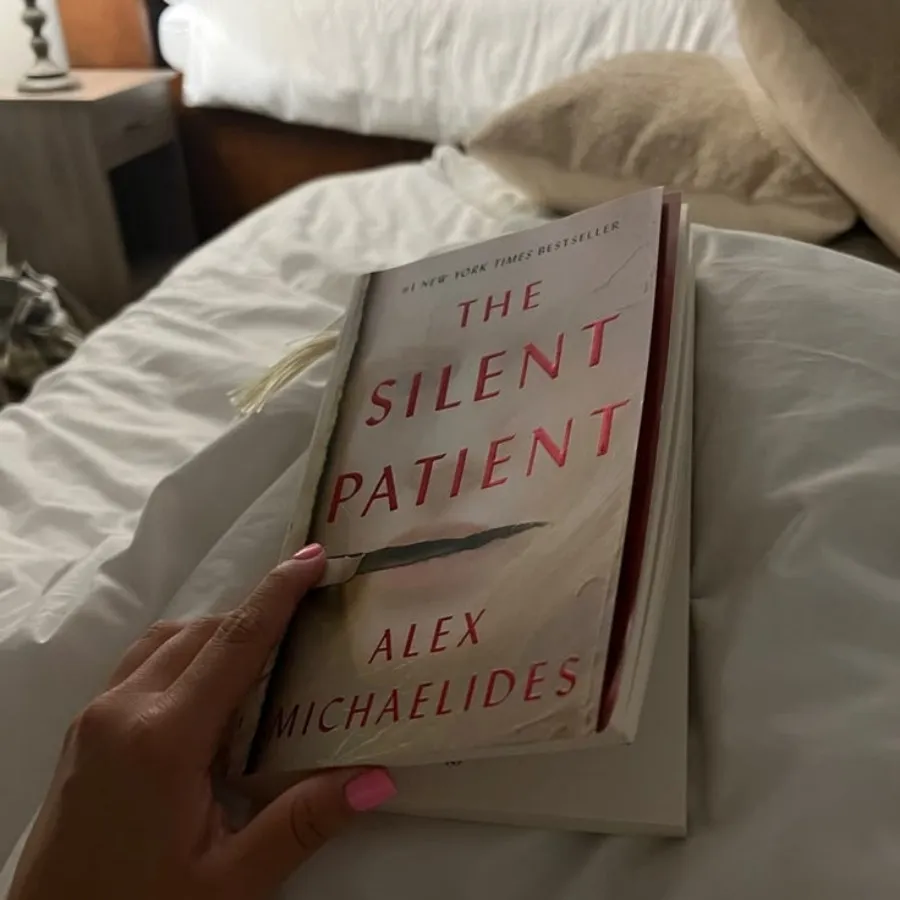 کتاب The silent patient