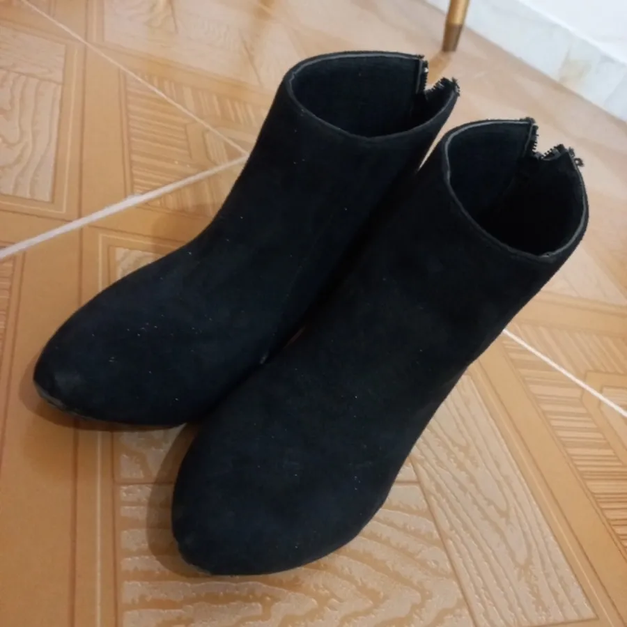 بوت خیلی شیک وزیبا