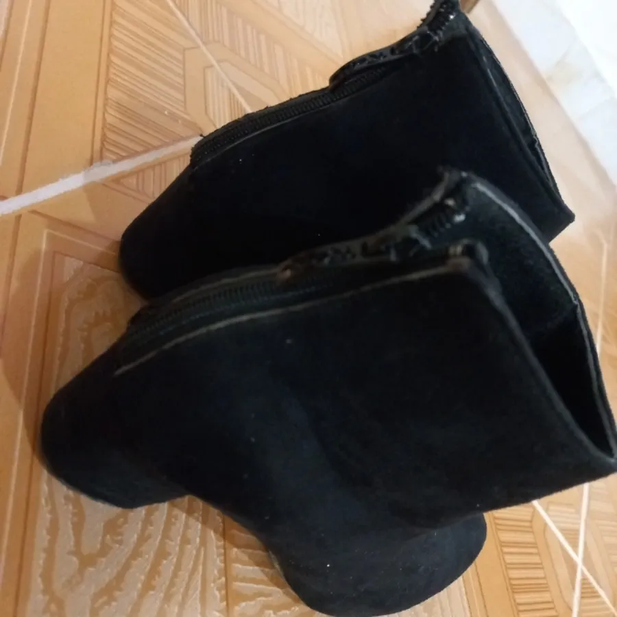 بوت خیلی شیک وزیبا
