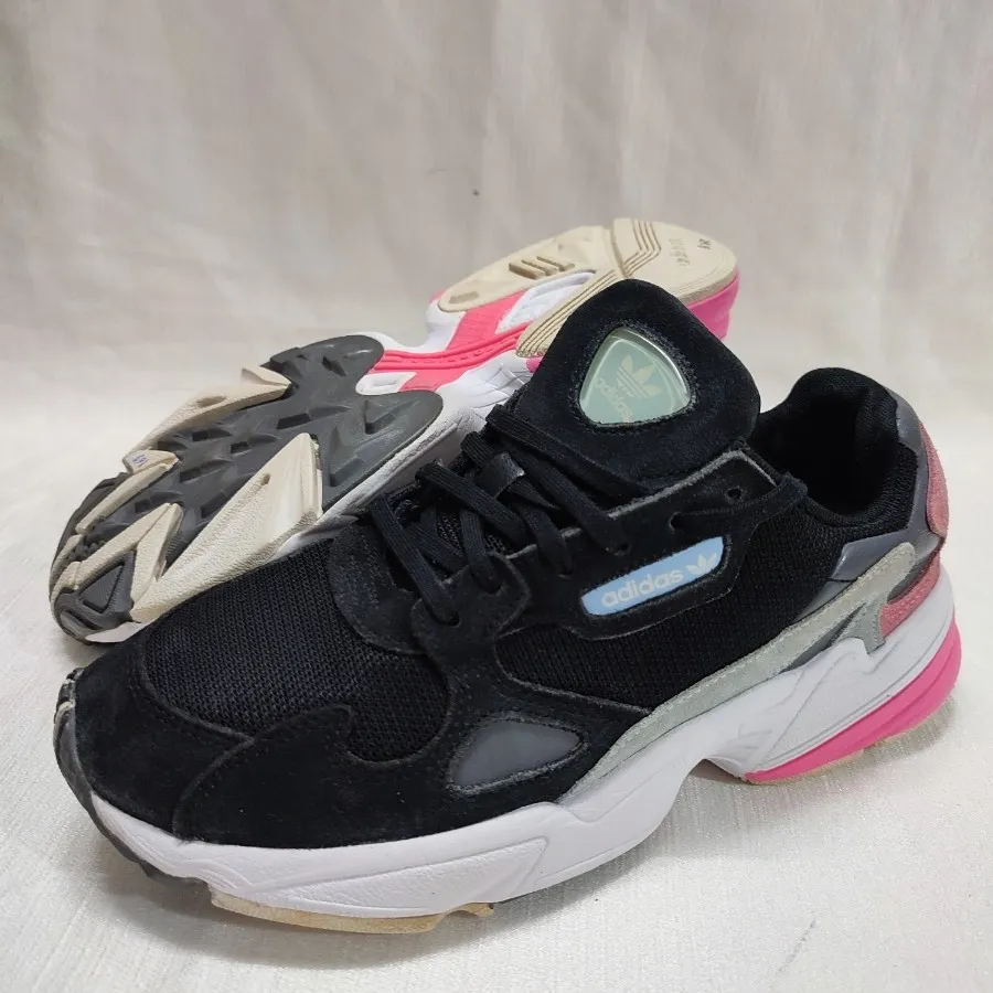 کتونی آدیداس اصل