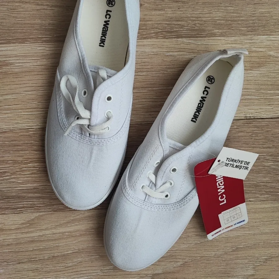 کفش برند السی