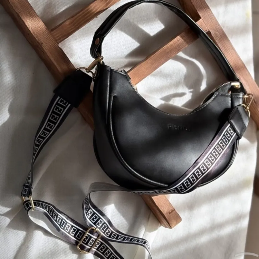 کیف مشکی چرم