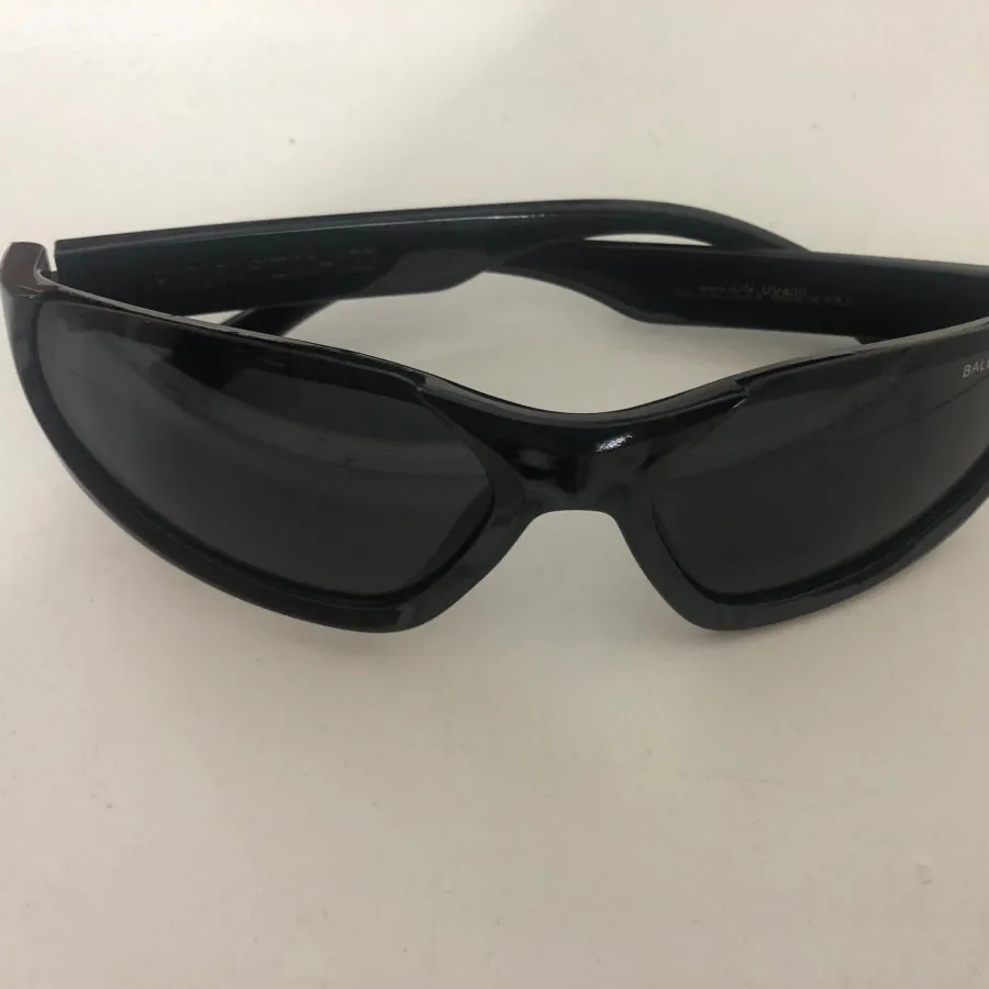 عینک بالنسیاگا