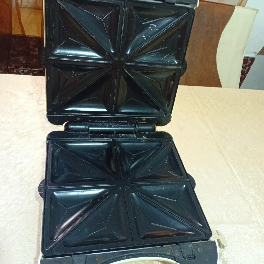 ساندویچ ساز