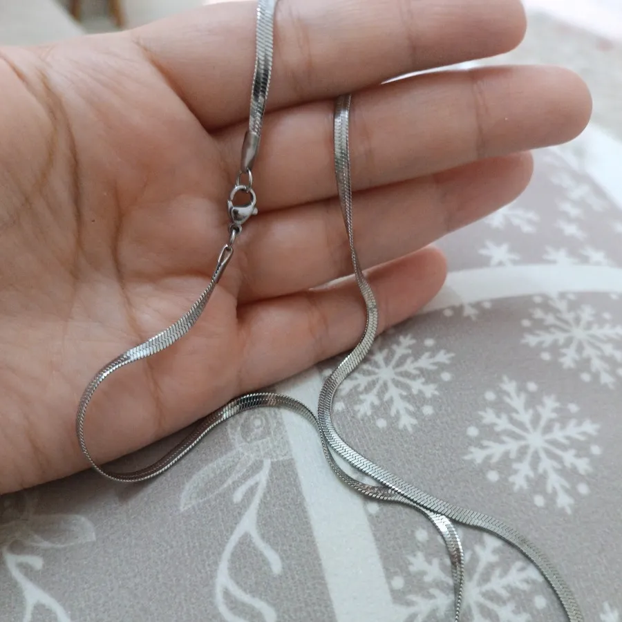 گردنبند ماری رنگ ثابت