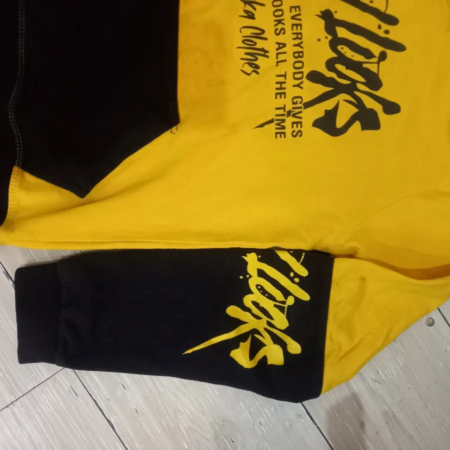 هودی پسرانه