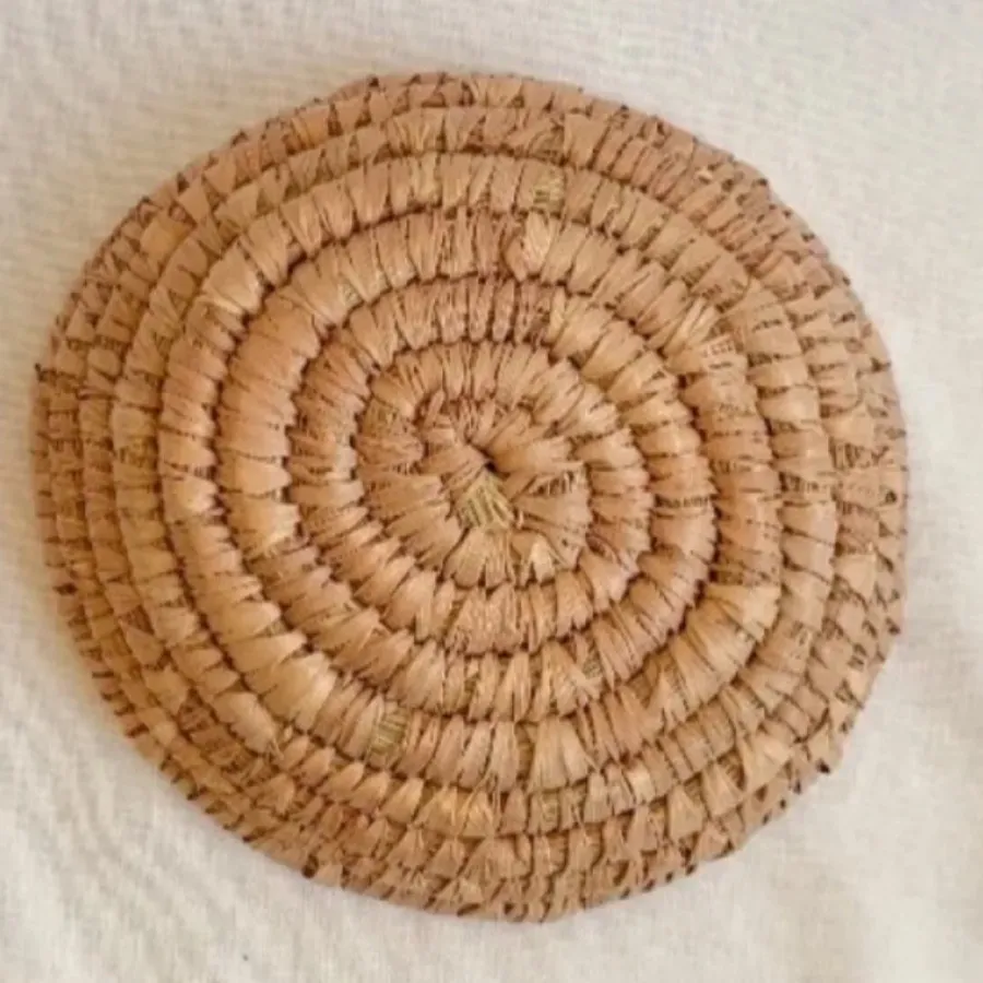 بشقاب حصیری