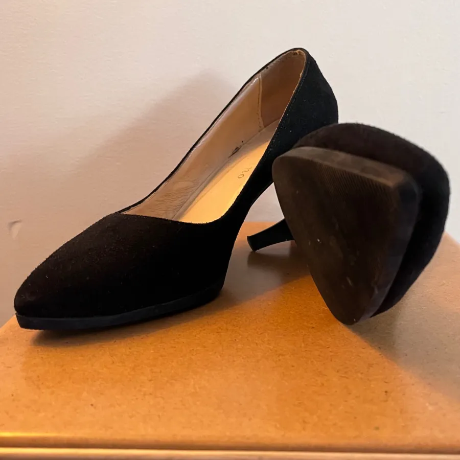 کفش پاشنه دار