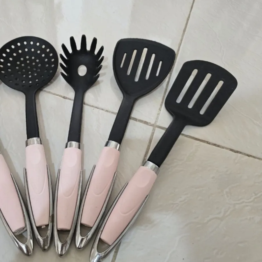 کفگیر و ملاقه