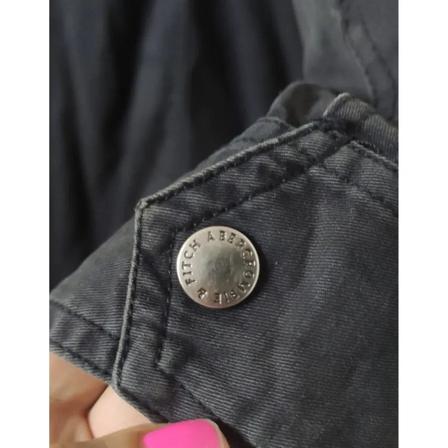 پالتوی برند ابرکرومبی