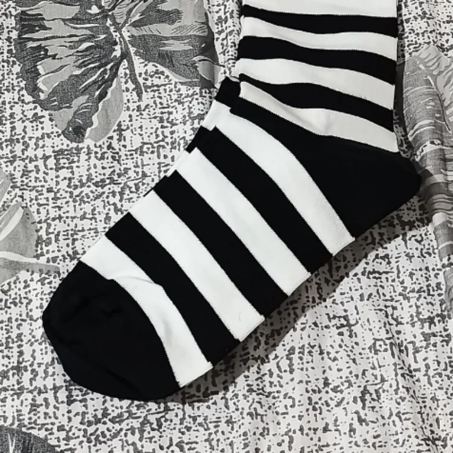 جوراب راه راه ساق بلند