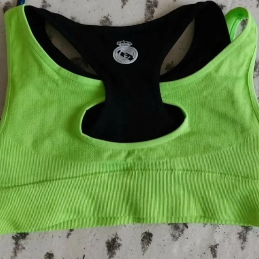 نیمه تنه ورزشی