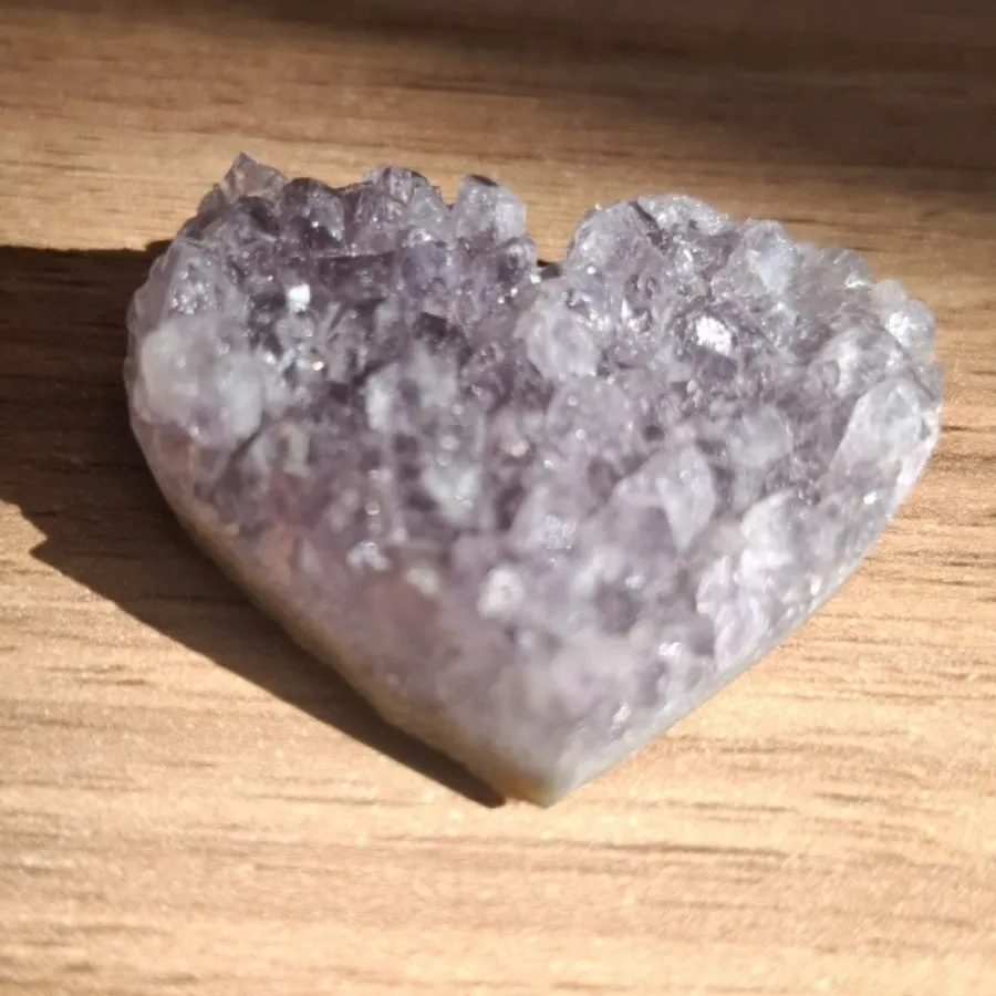 قلب سنگ آمیتیست