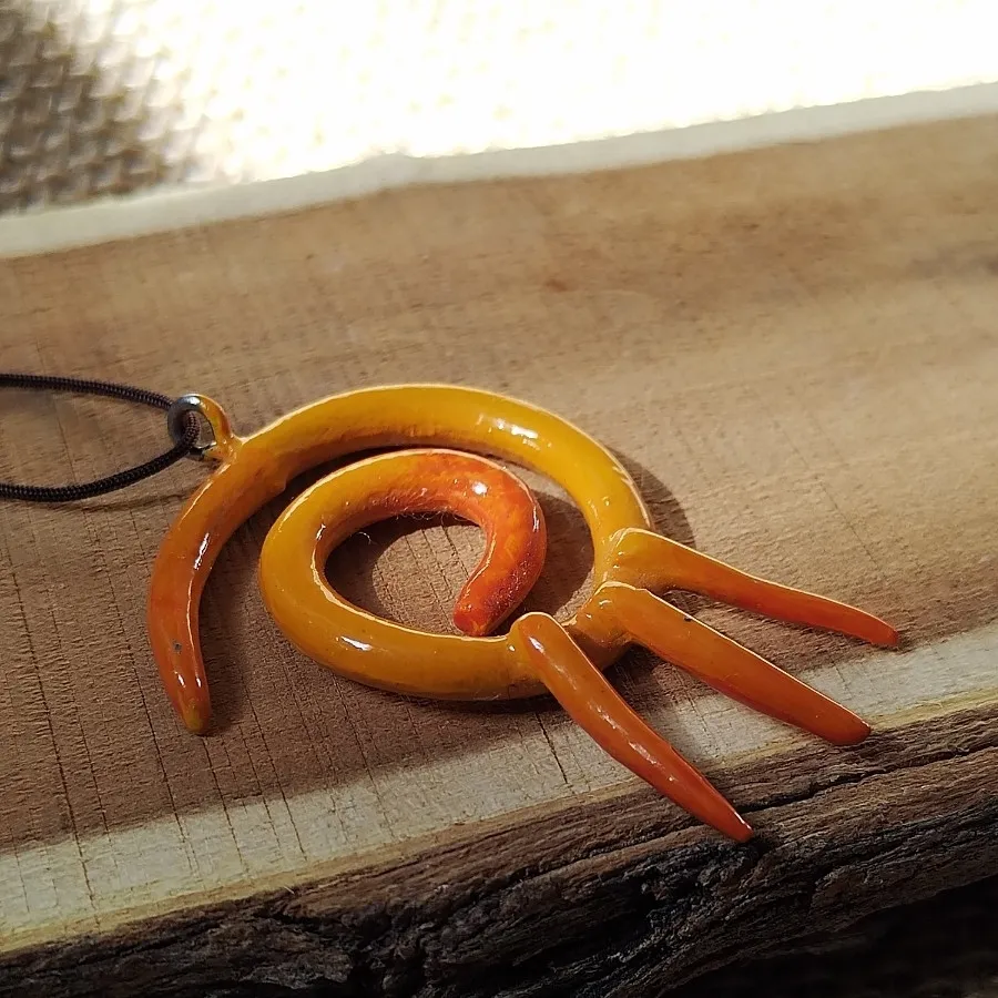 گردنبند  پلیمری