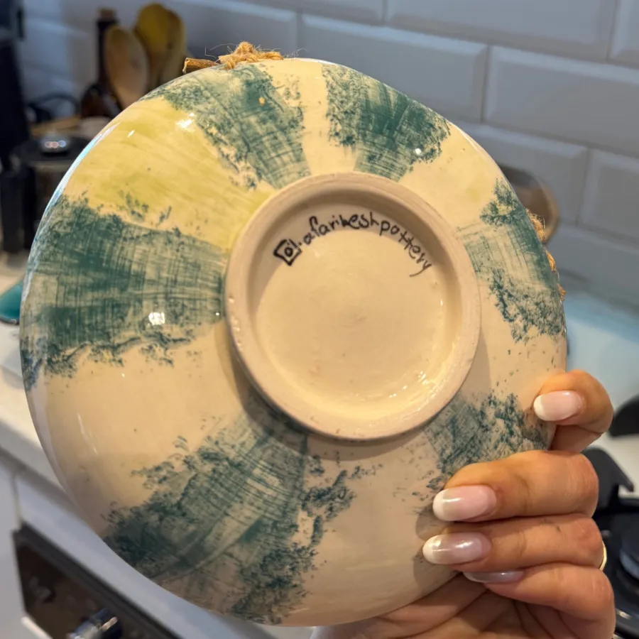 شیرینی خوری