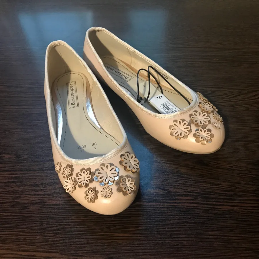 کفش عروسکی سایز 38