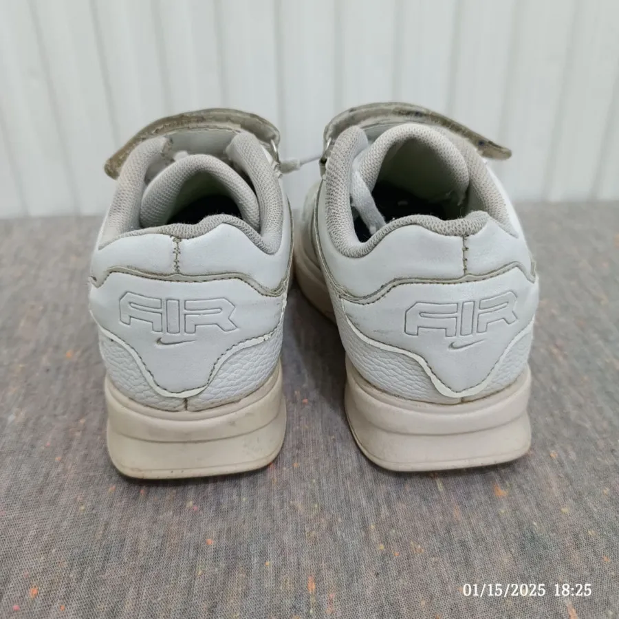 کفش اسپرت بچه گانه