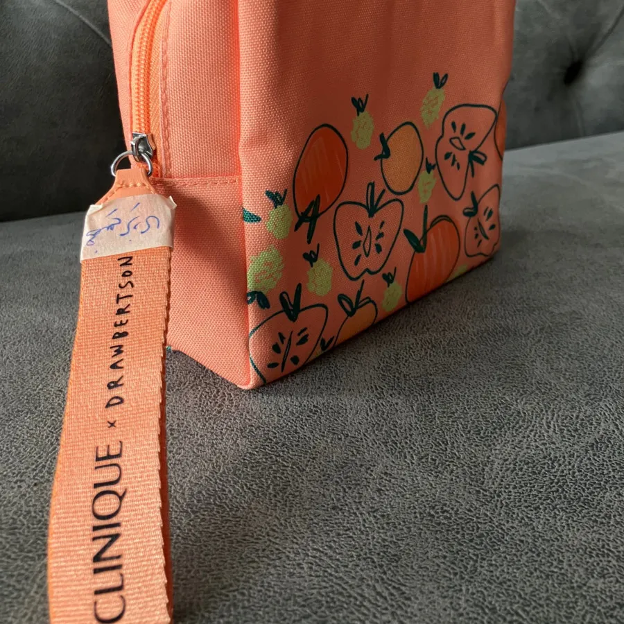 کیف آرایشی کلینیک