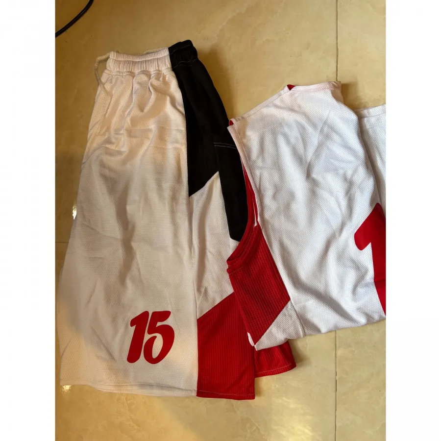 لباس ورزشی مناسب بسکتبال