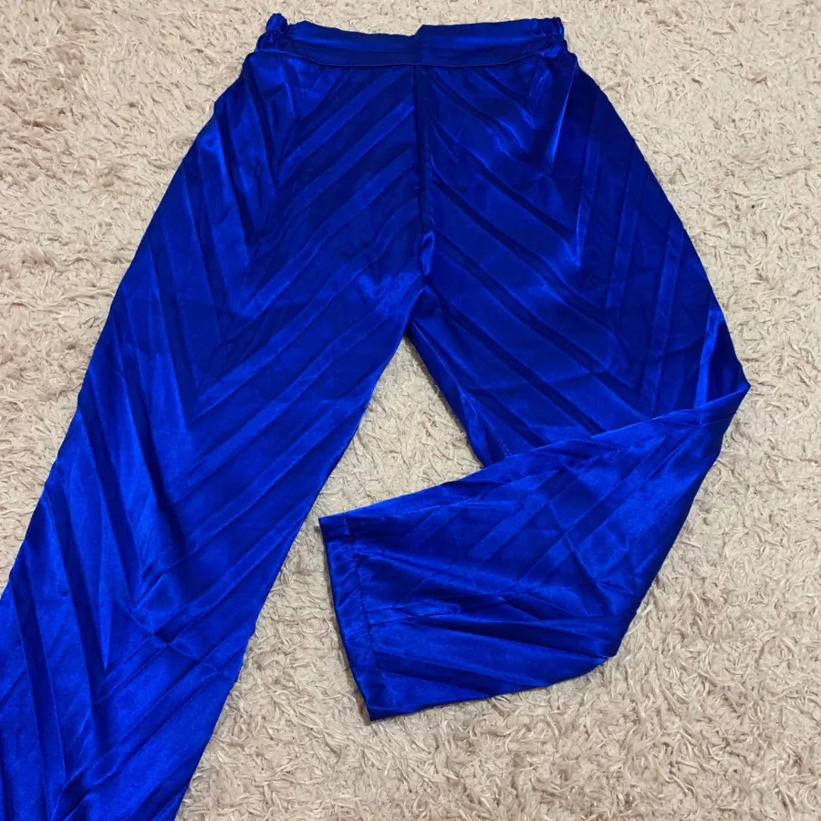 شلوار پلیسه