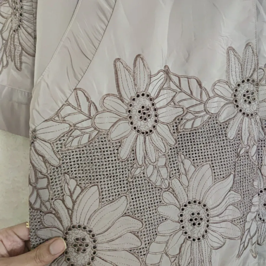 بارونی گلدوزی