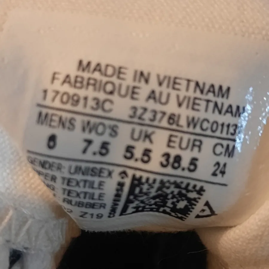 نیم بوت آل استار