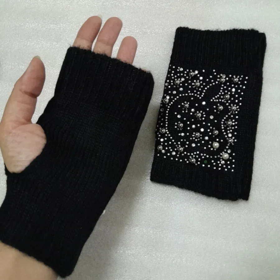 دستکش زنانه